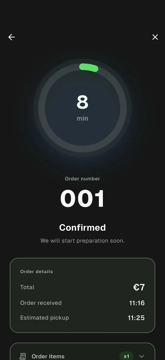 The tracking screen: confirmed, eight minutes, estimated pickup 11:25.